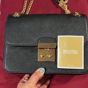 Black MK purse